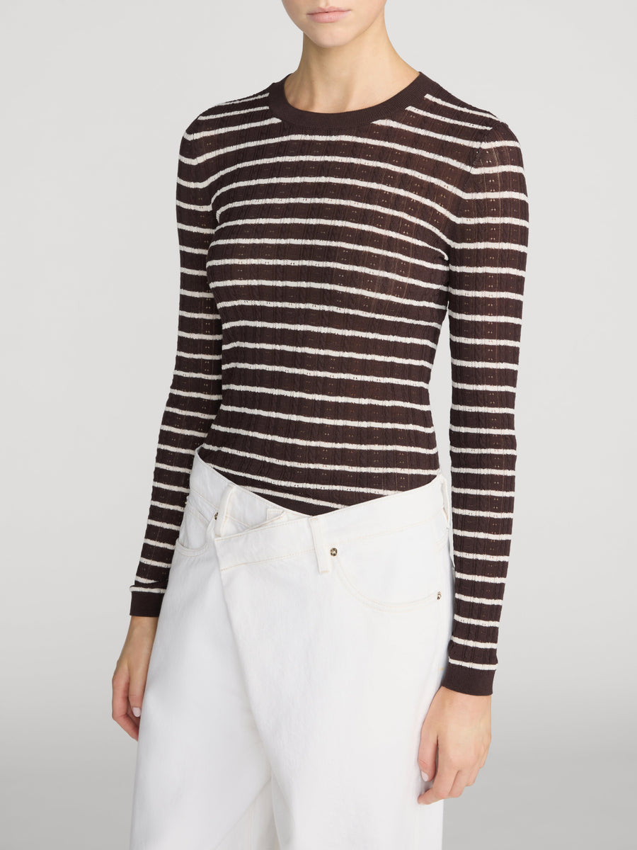 sweater-side-image