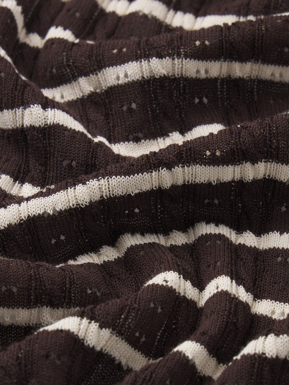 sweater-texture-detail-image