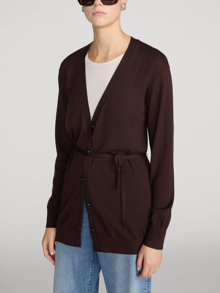 sweater-side-image