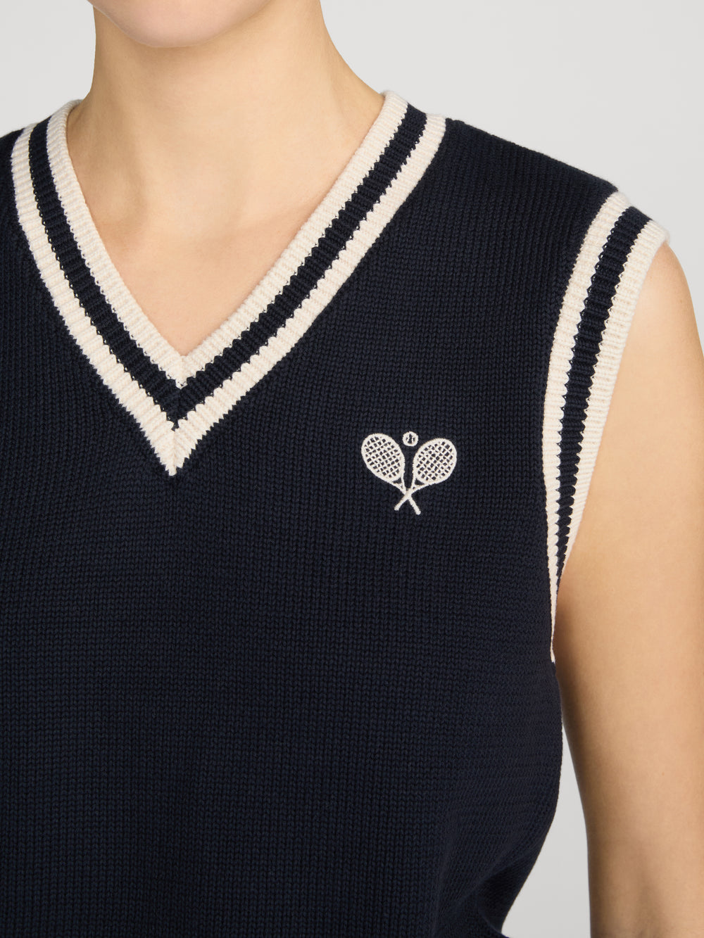 sweater-detail-image