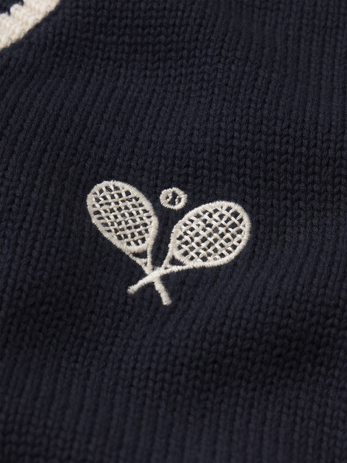 sweater-texture-detail-image