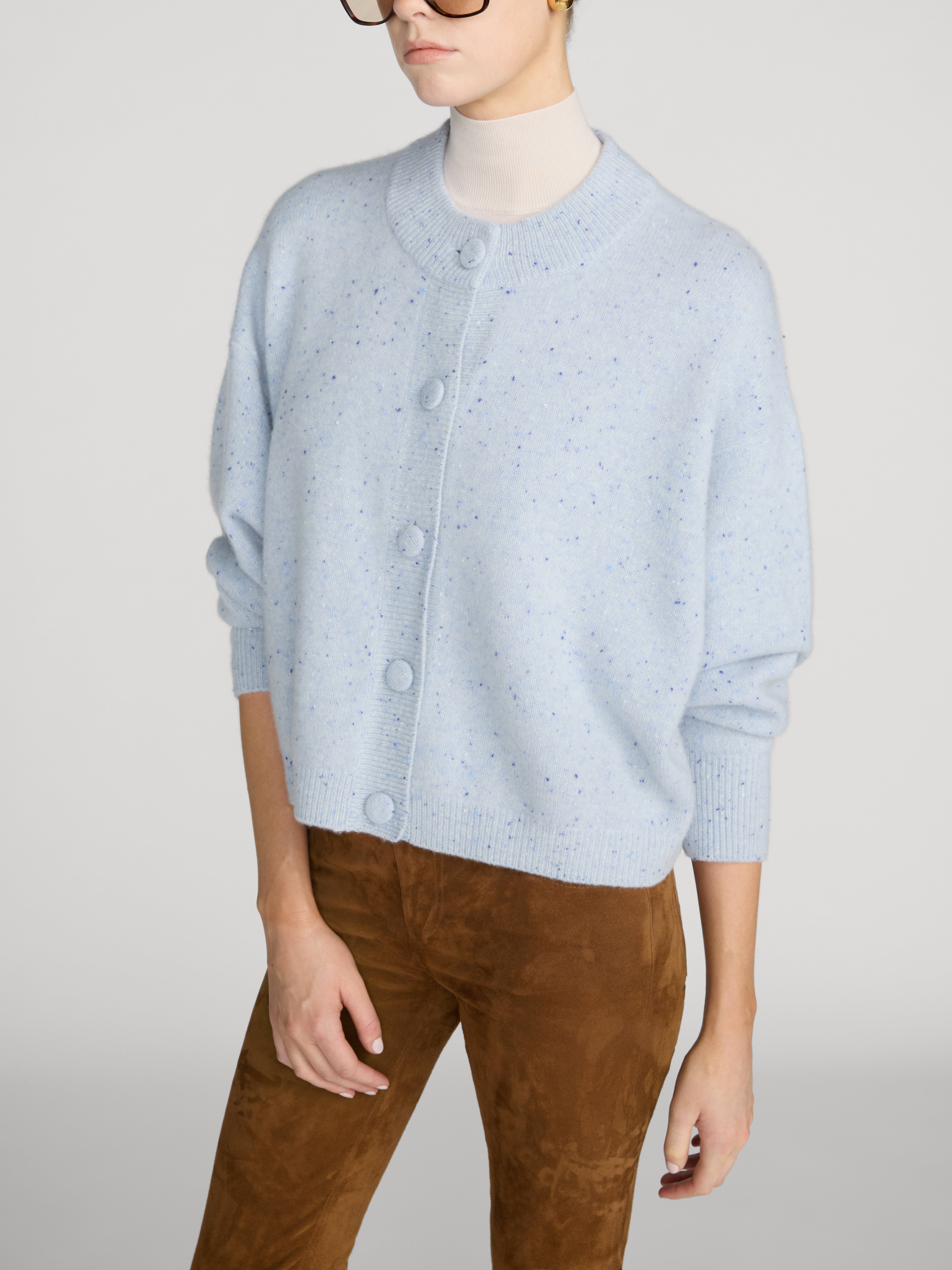 sweater-side-image