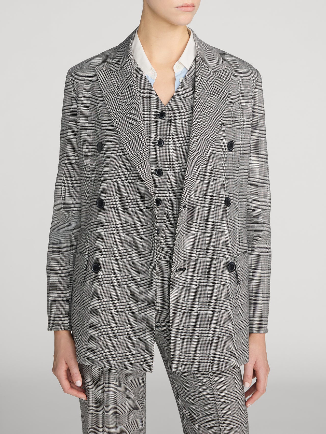jacket-front-image
