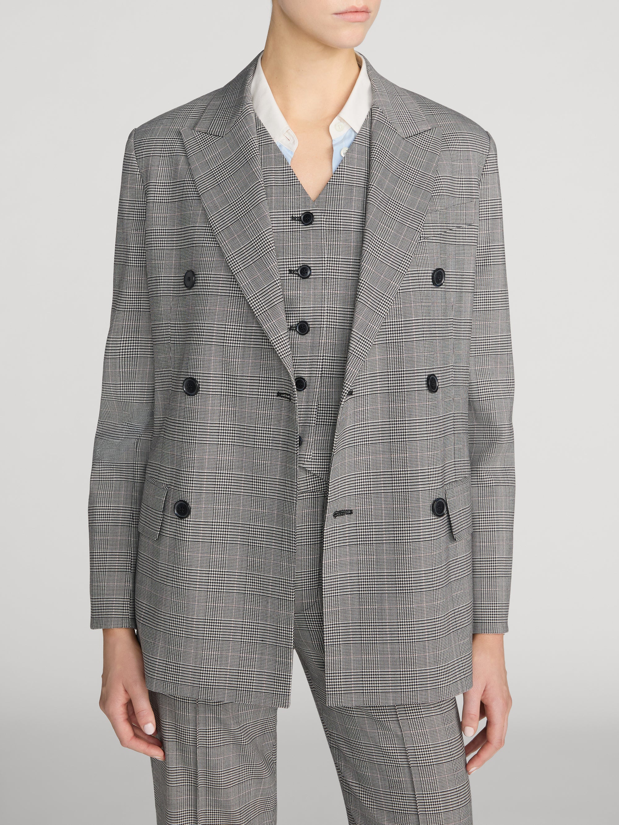 jacket-front-image