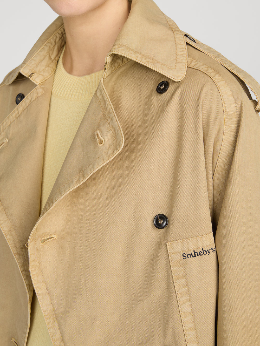 jacket-detail-image