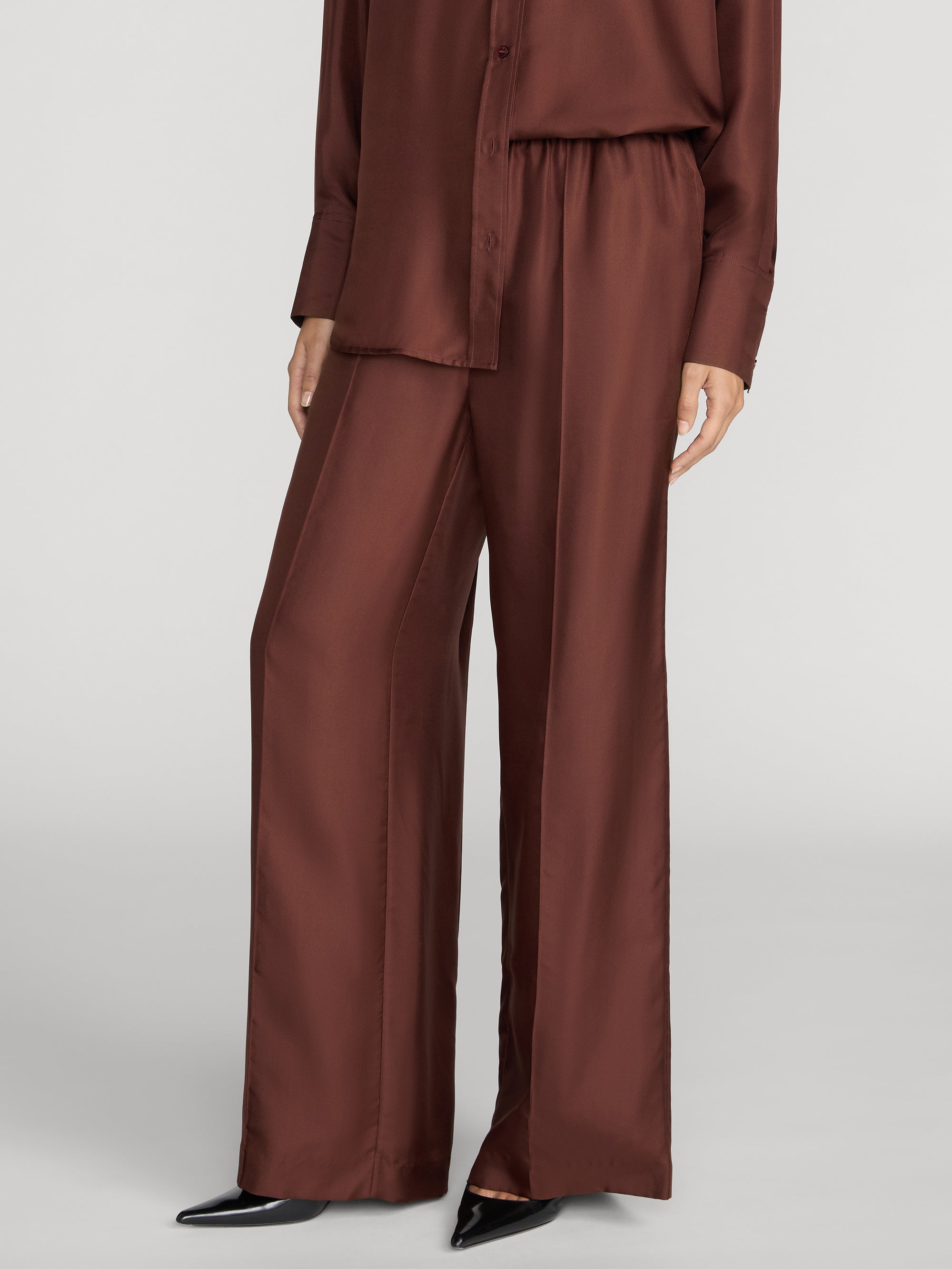 pant-side-image