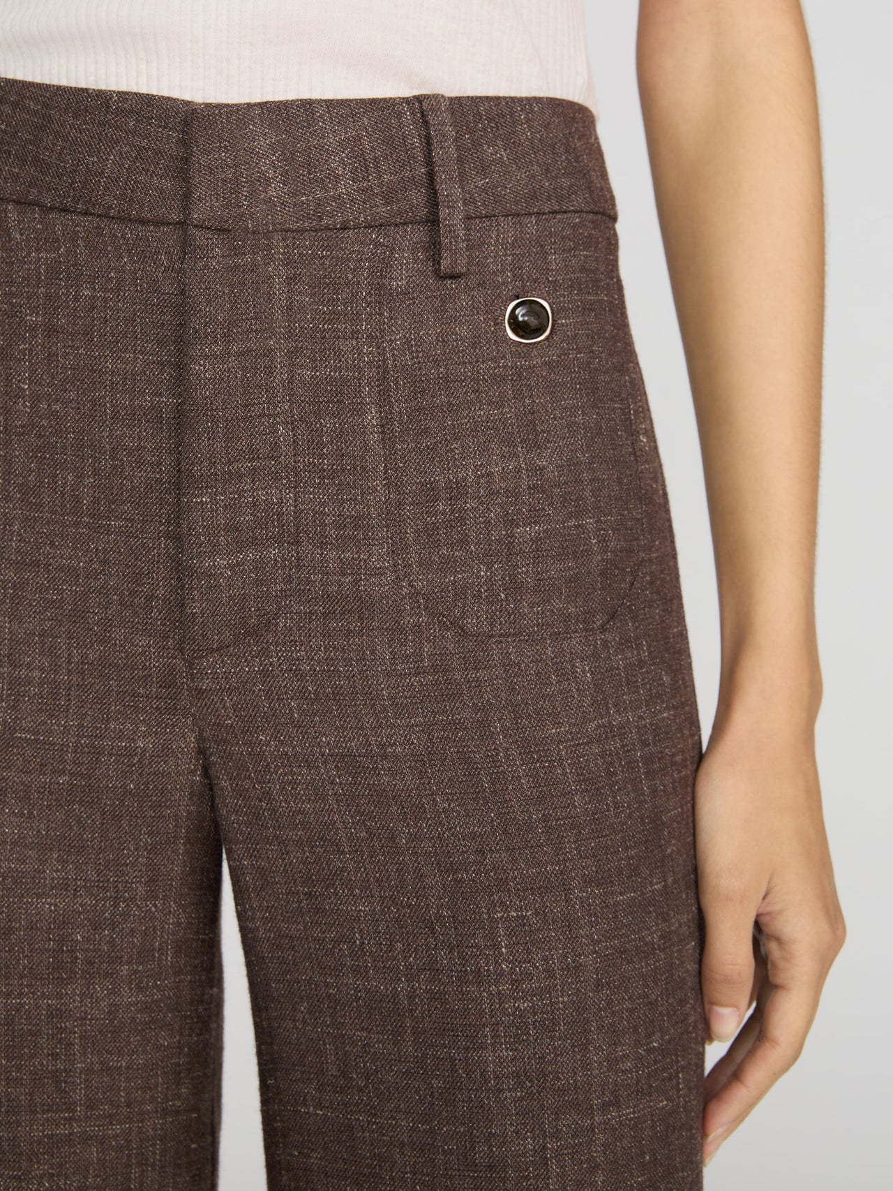pant-detail-image
