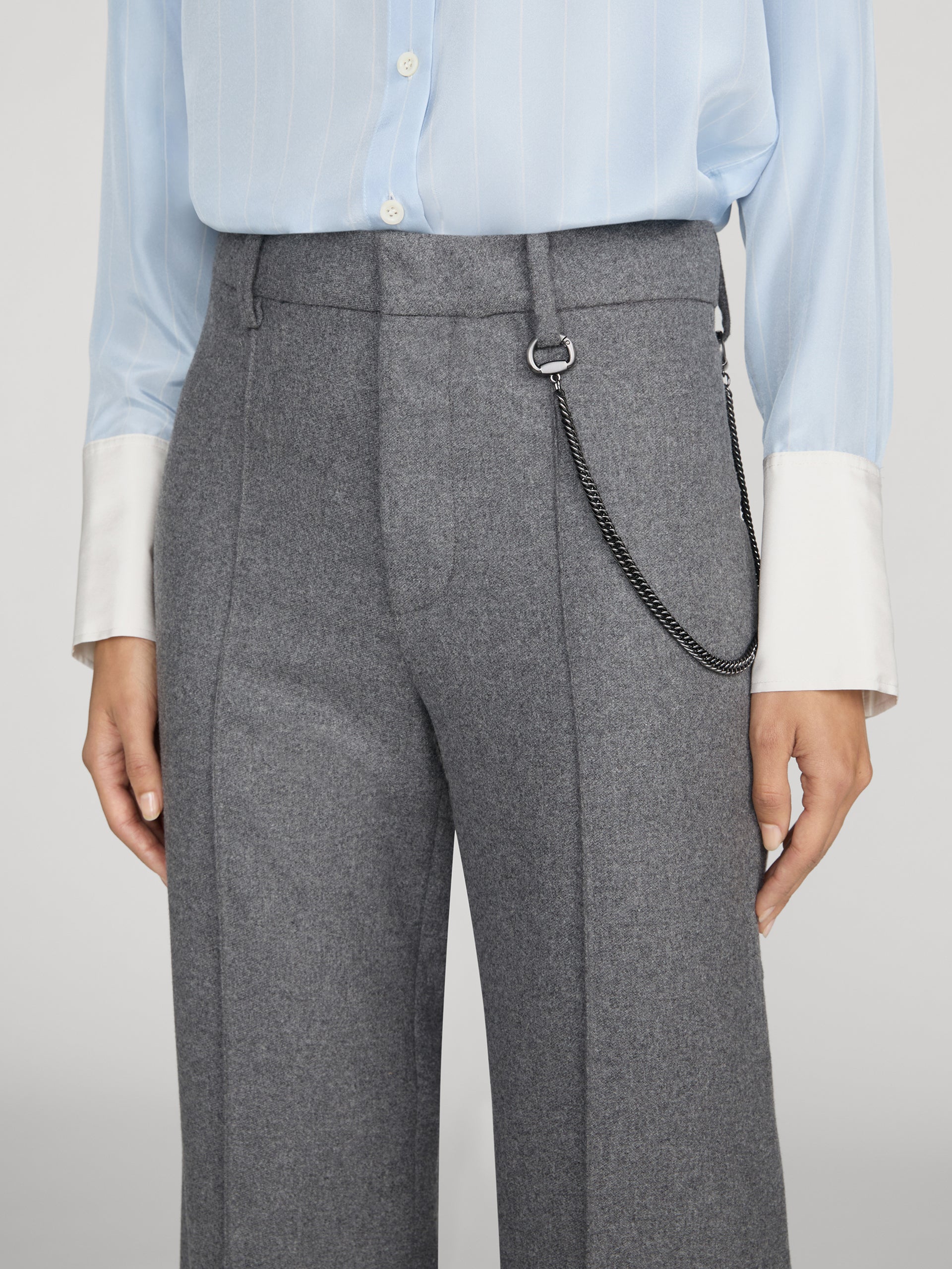 pant-detail-image