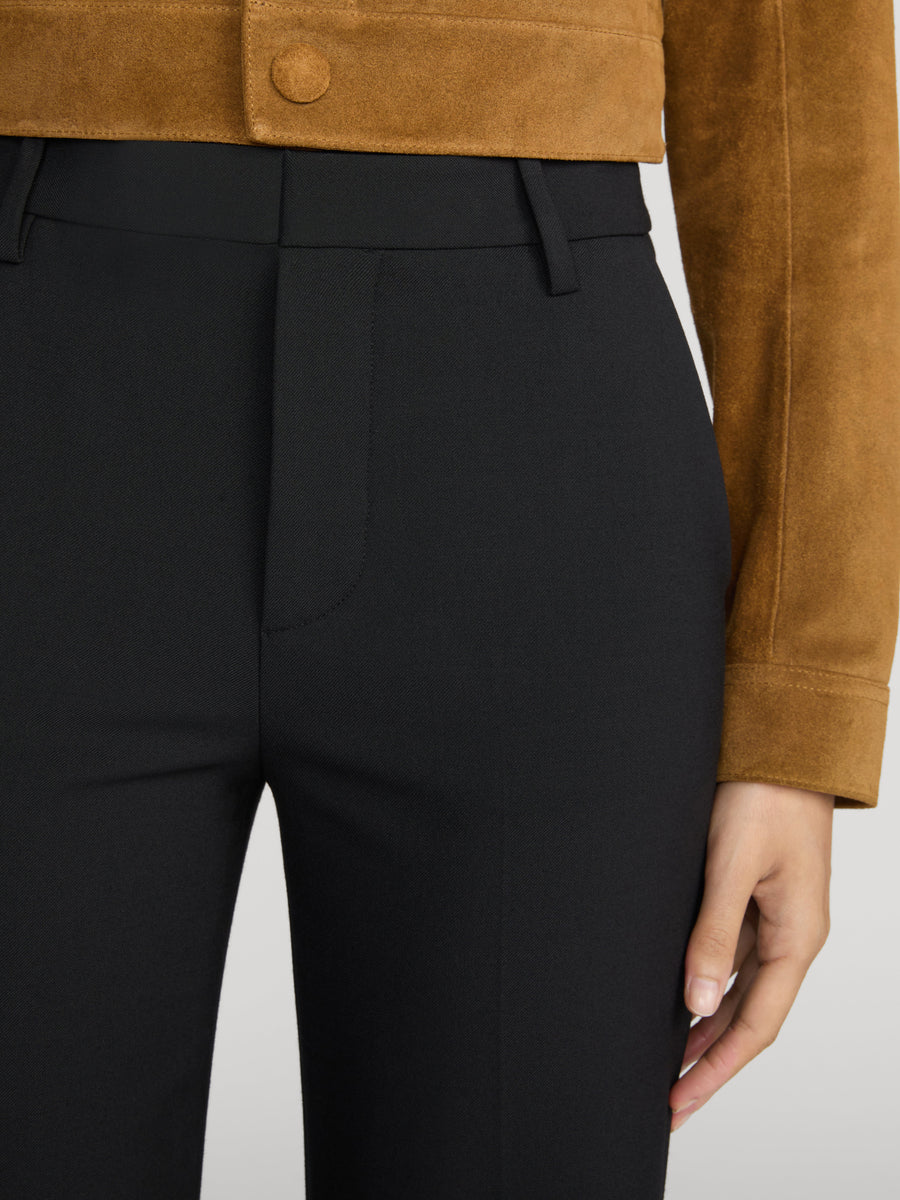 pant-detail-image