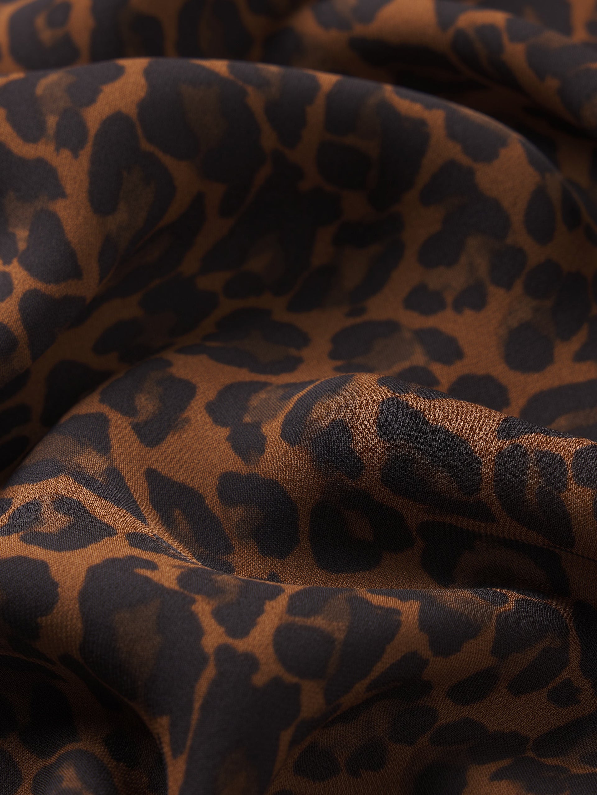 skirt-texture-detail-image