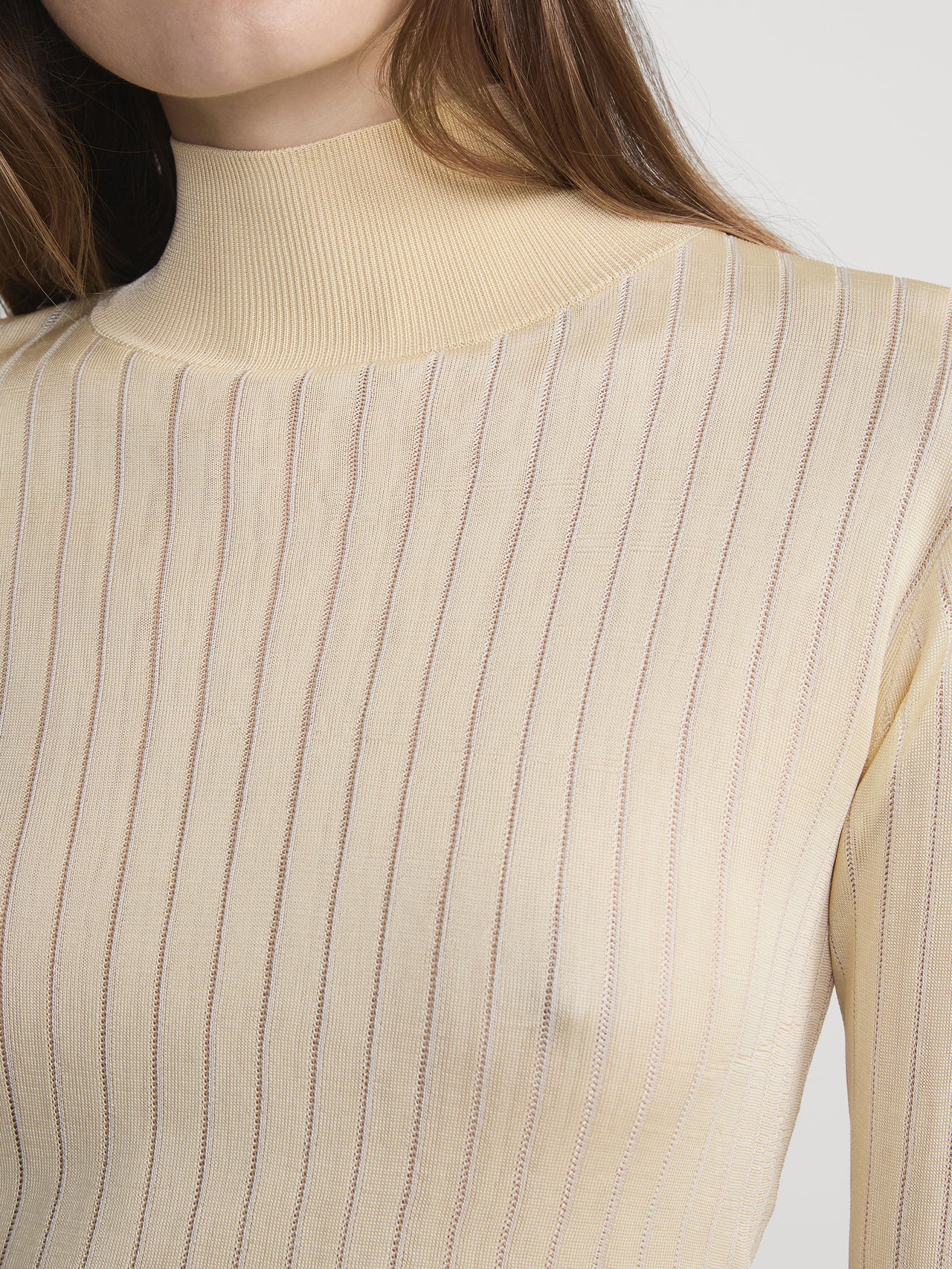sweater front detail image