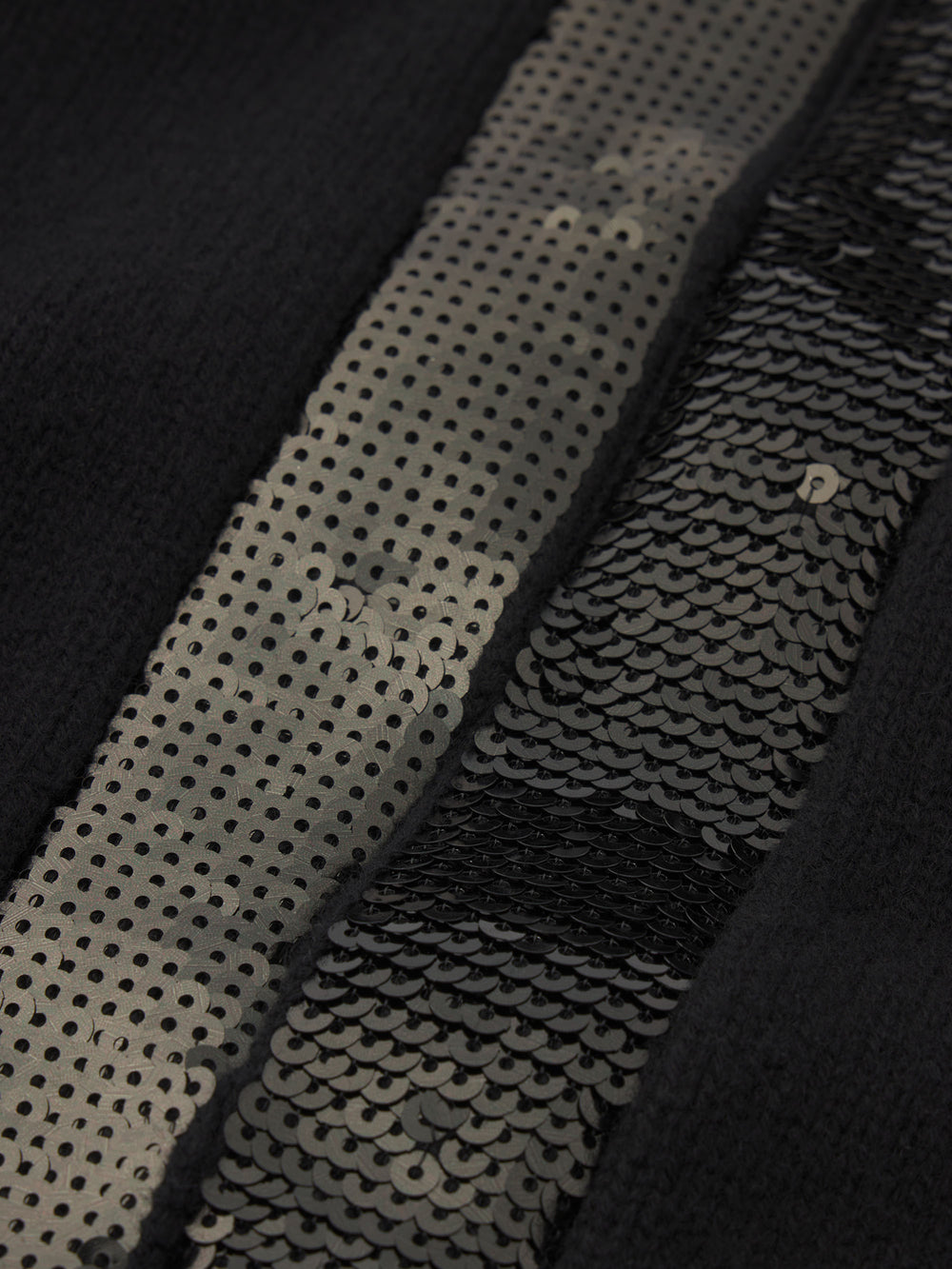 cardi texture detail image