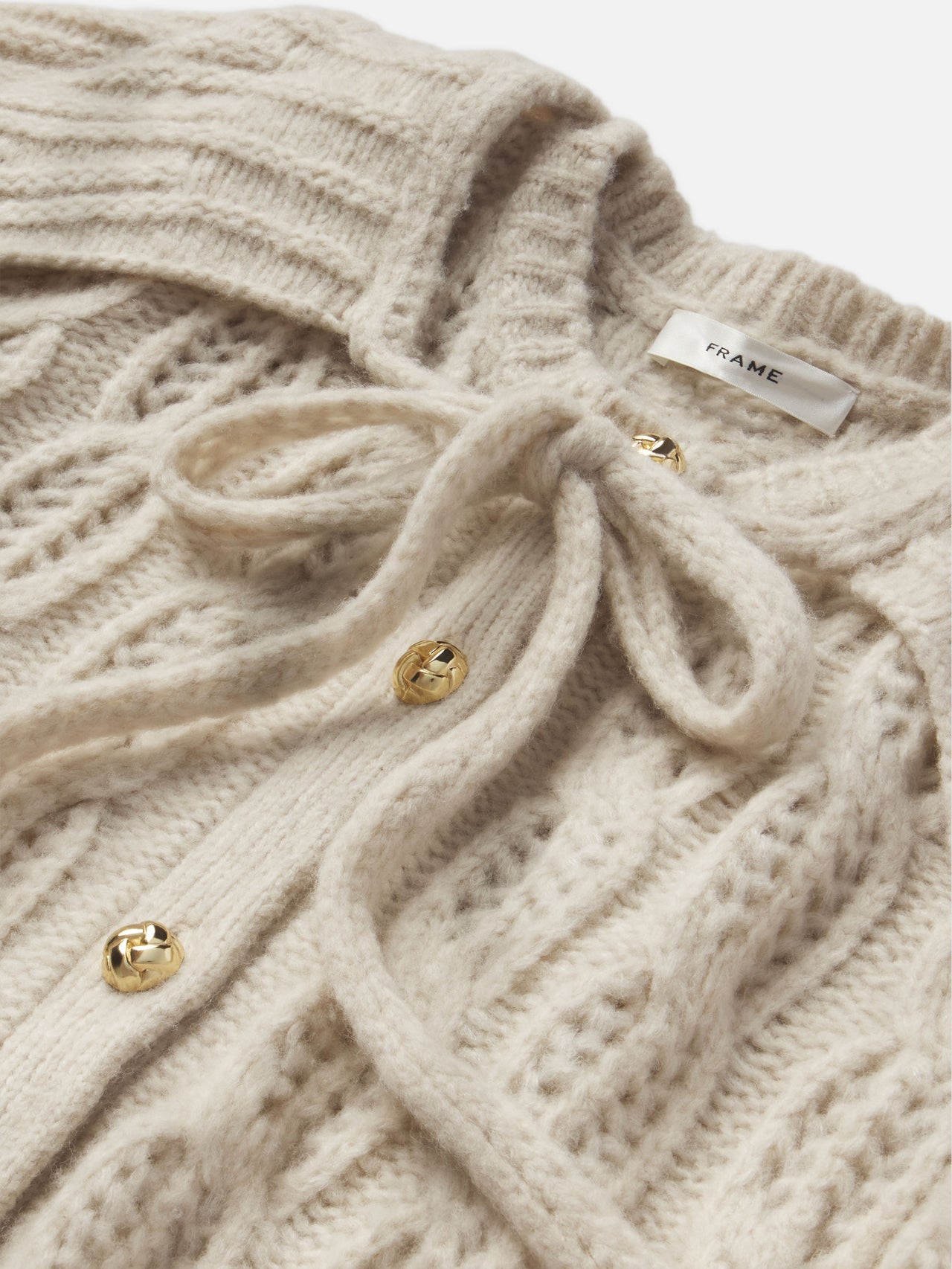 cardi texture detail alt image