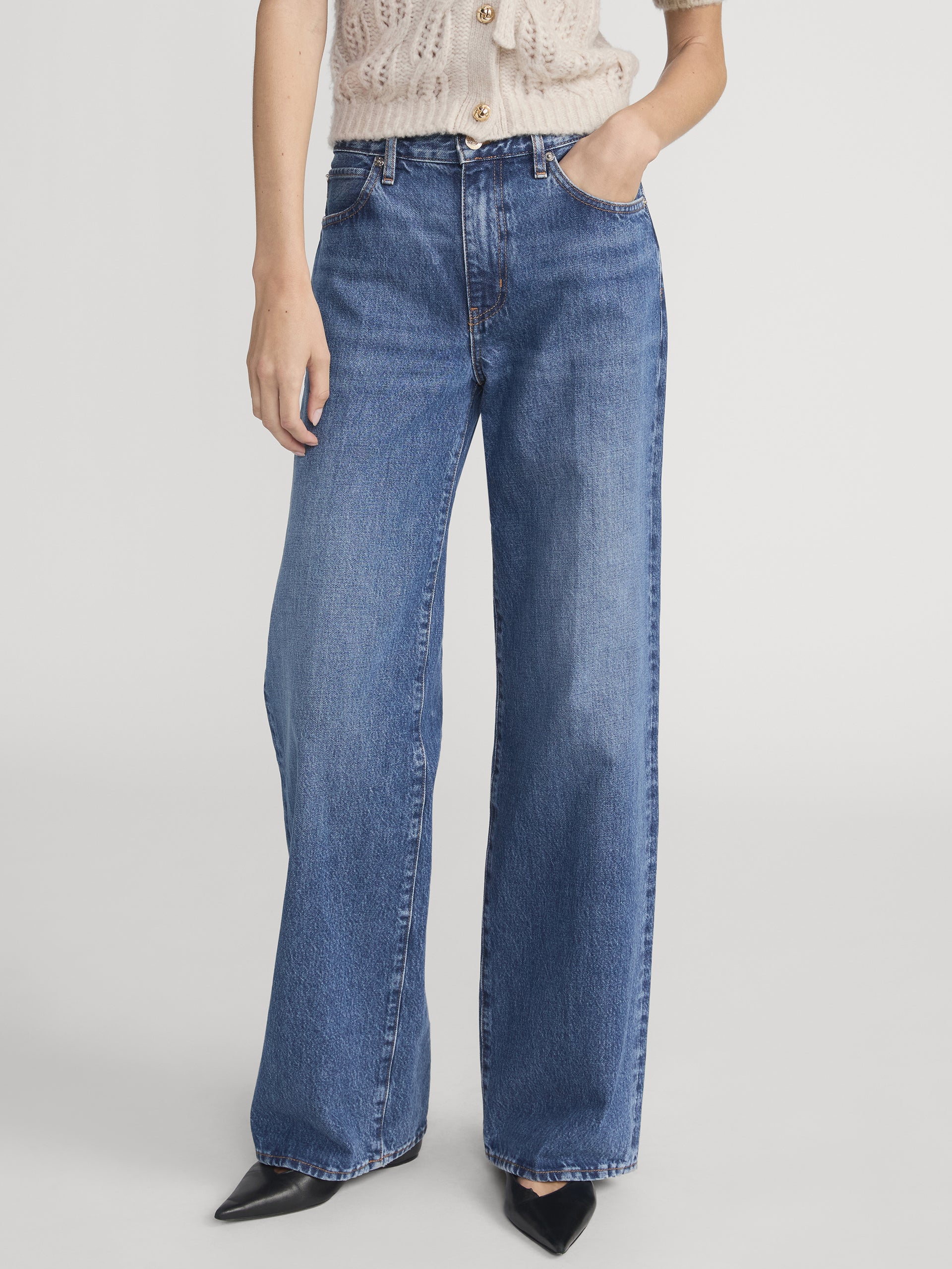 jeans front image