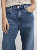 jeans front detail image