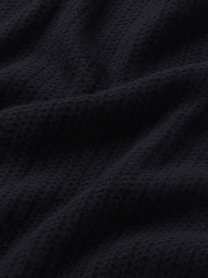 cardi texture detail image
