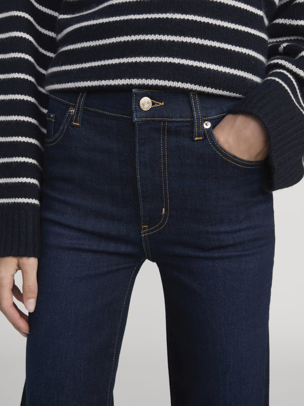 jeans front detail image