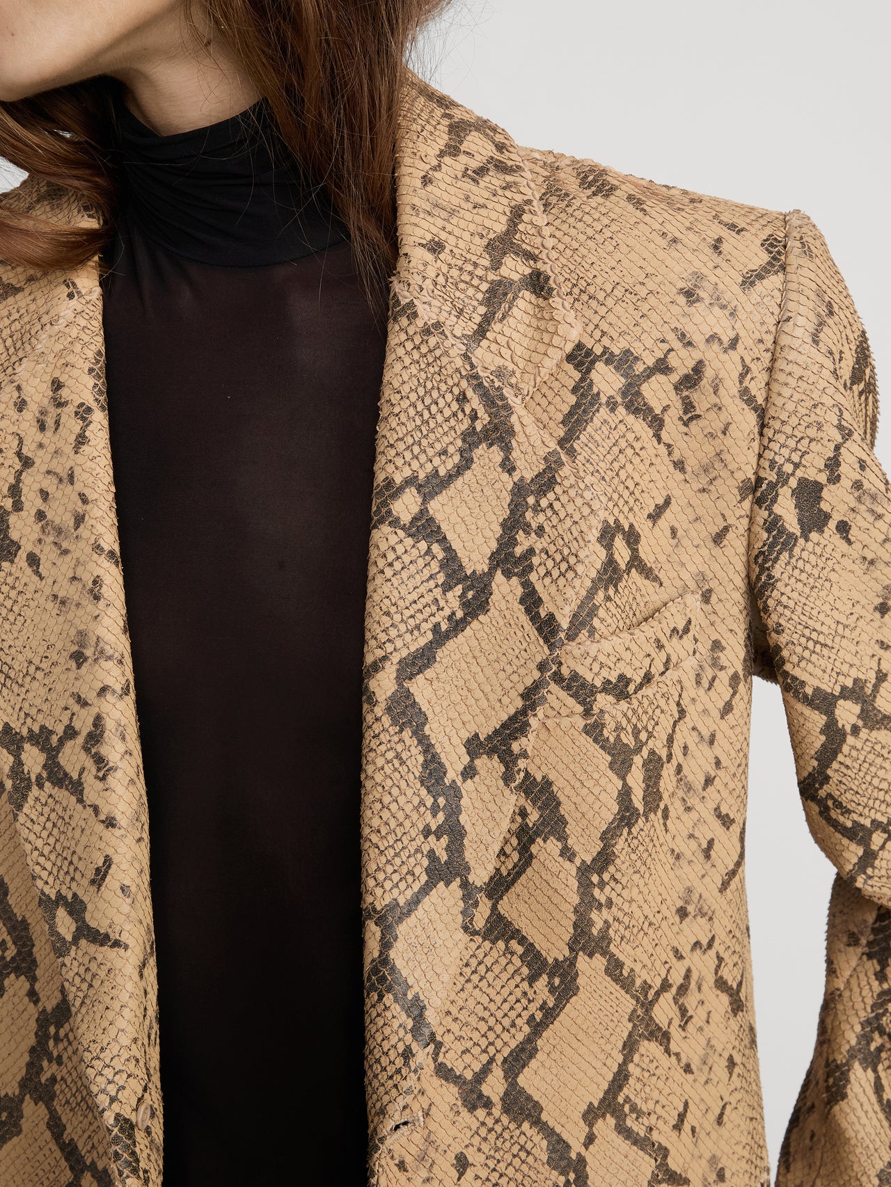 jacket front detail image