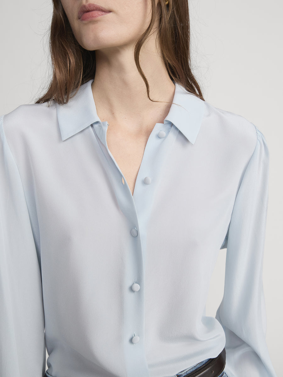 top front detail image