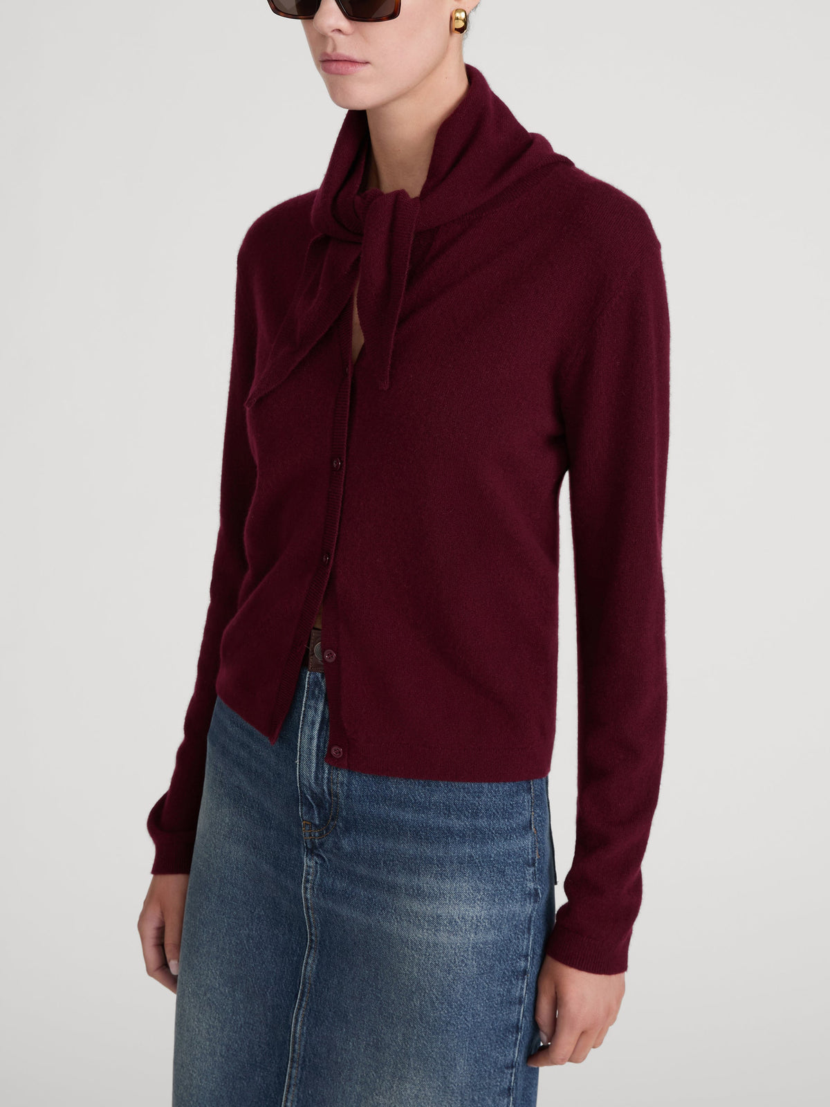 scarves-side-image
