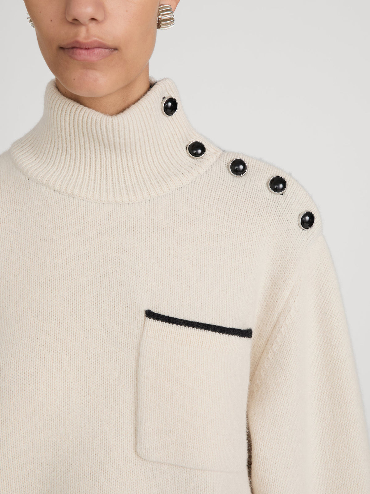 sweaters-detail-image