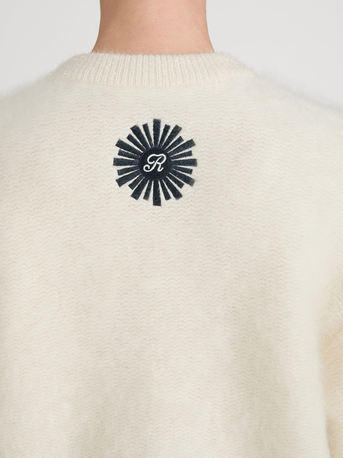 sweater-back-detail-image