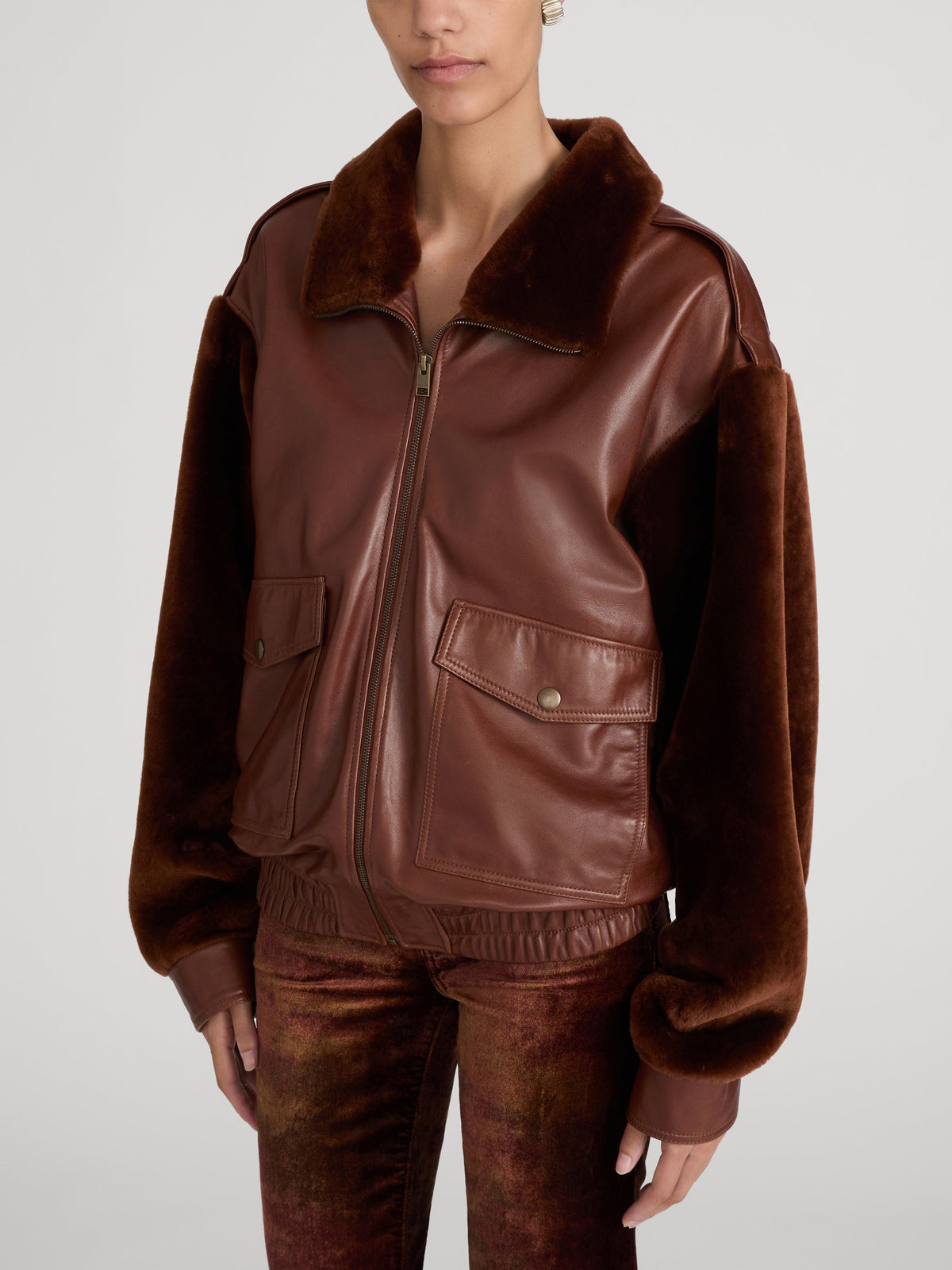 leather-side-image