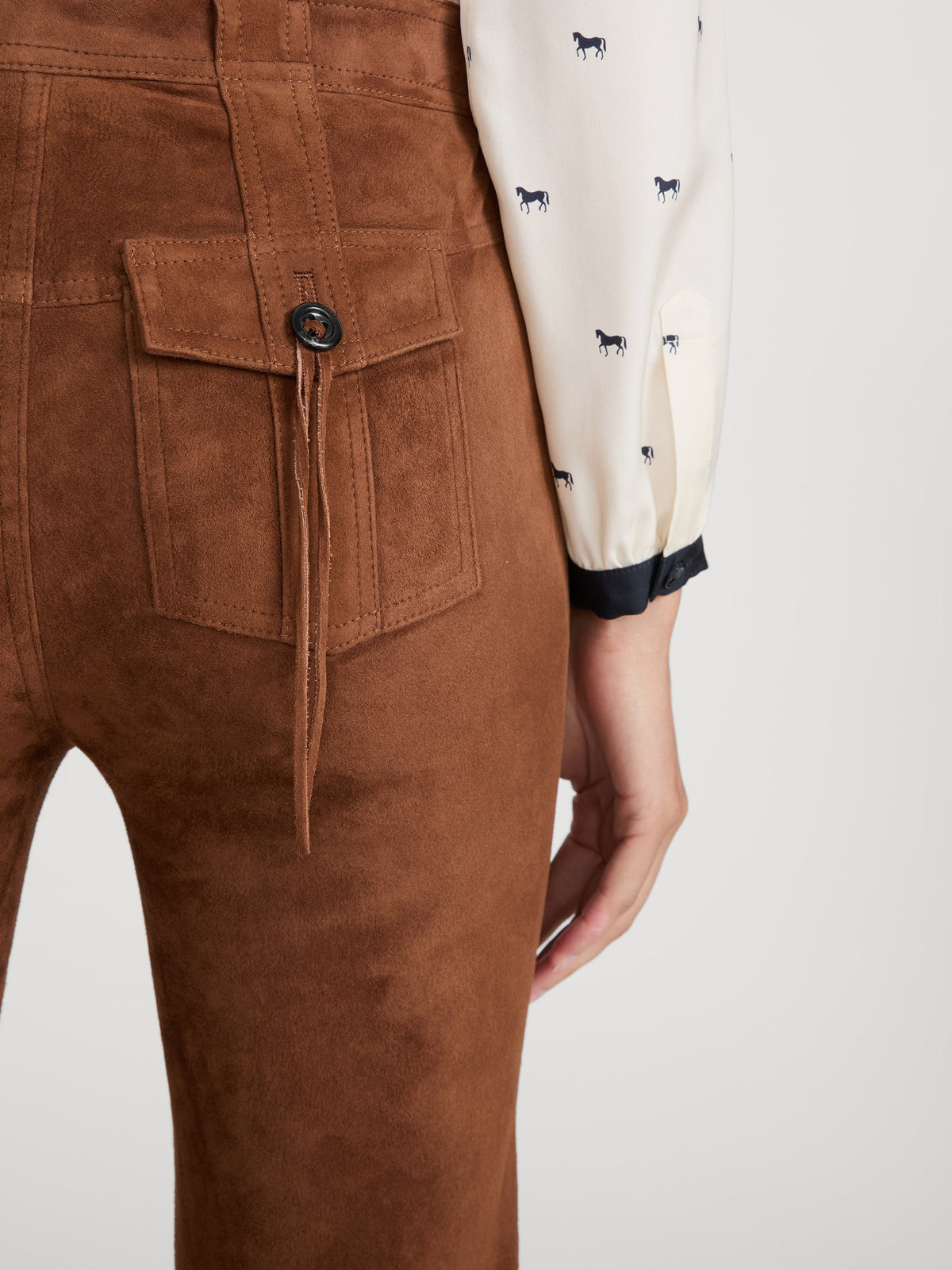 leather-suede-detail-image