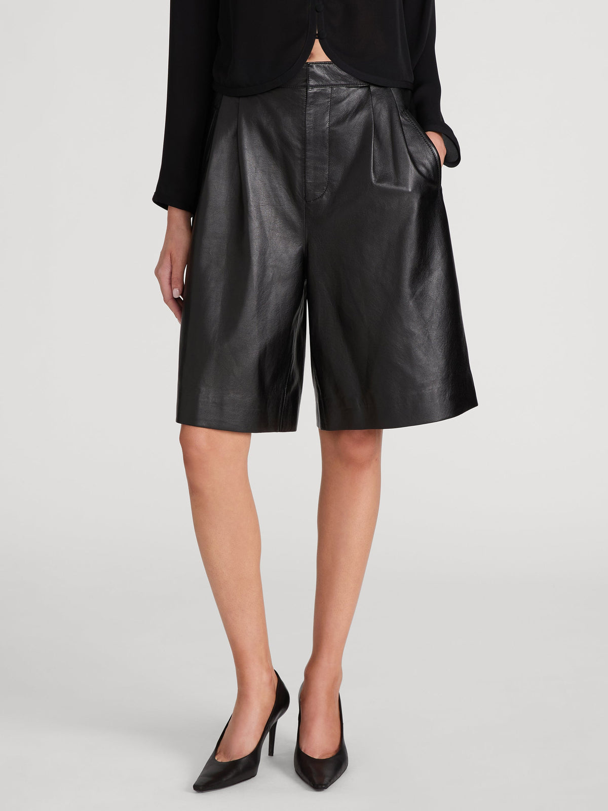 leather-front-image