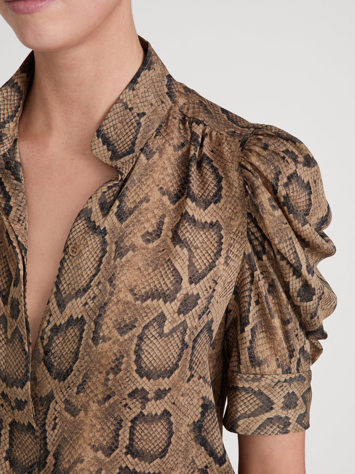 woven tops-detail-image