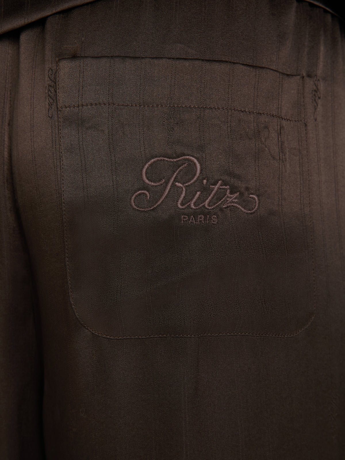 pant-detail-image