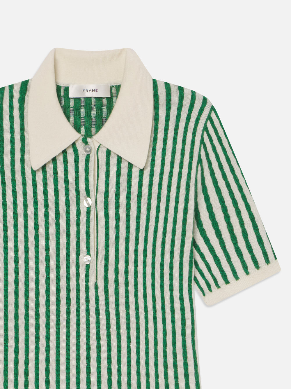 dress front detail packshot image alt:fit1 