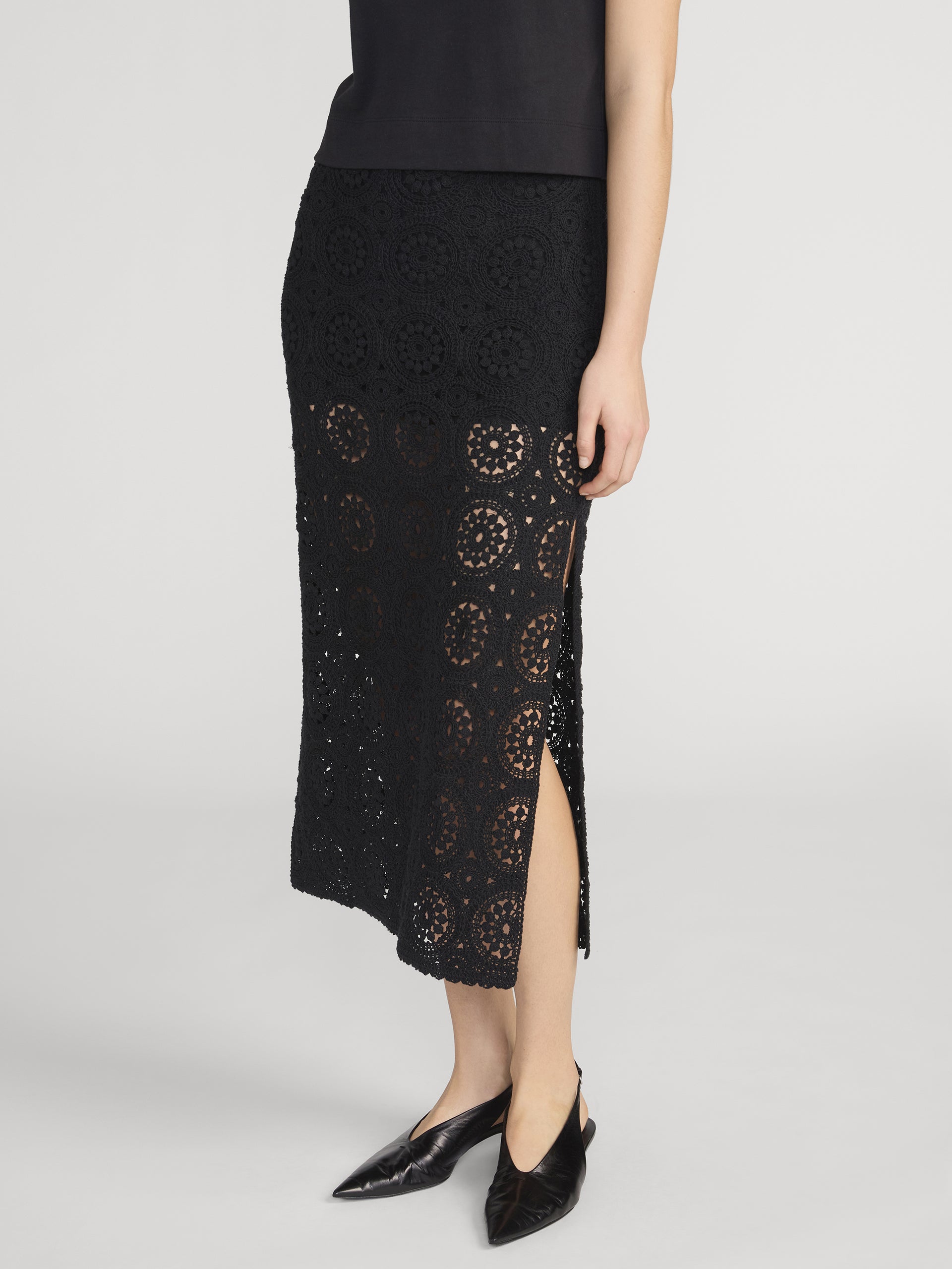 Skirt On Model Side 