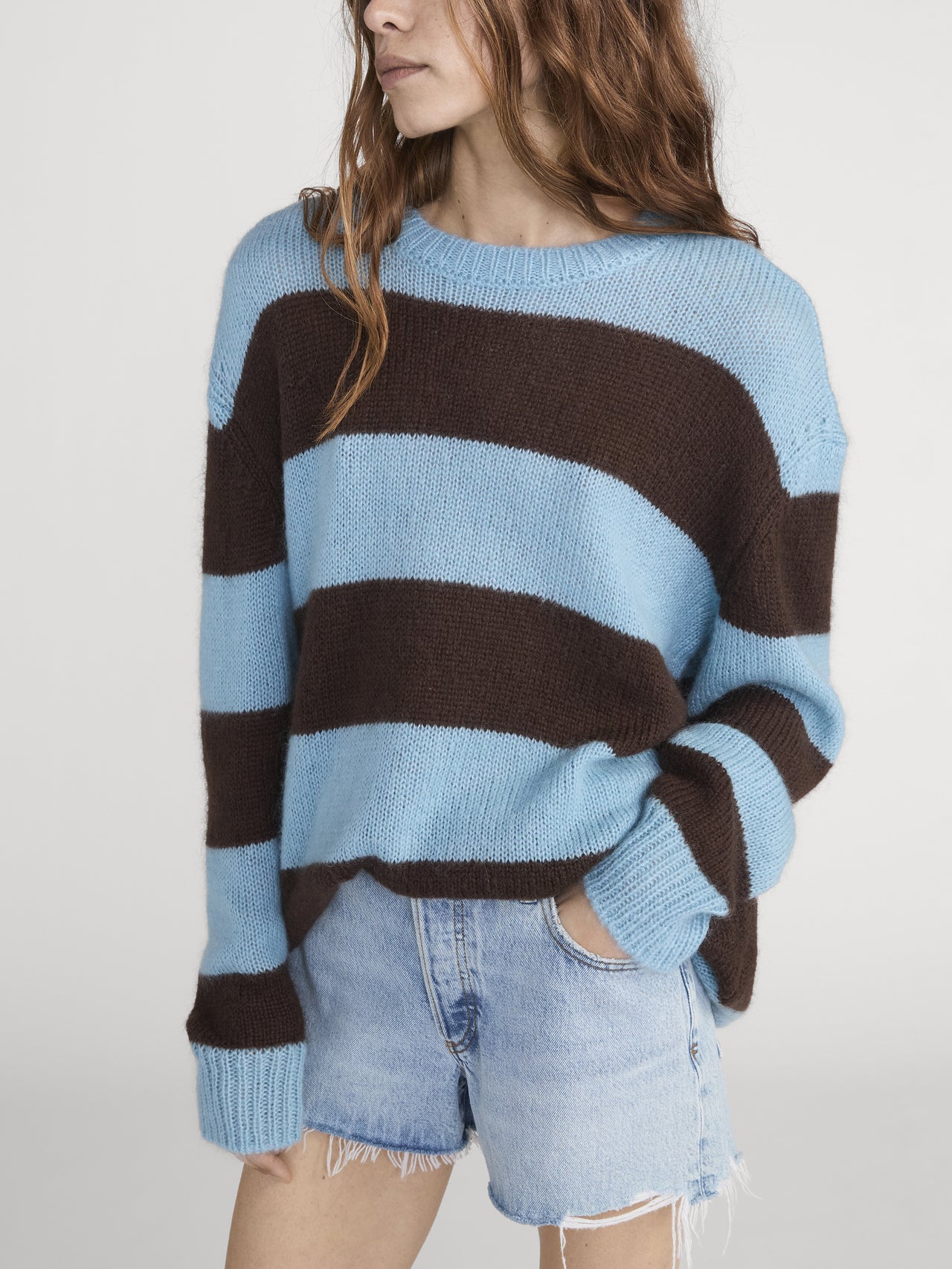 Sweater On Model Side 