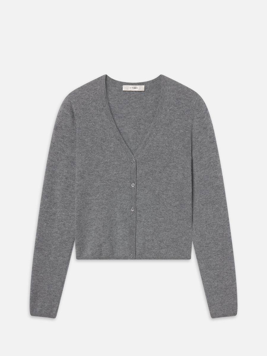 Sweater Front Packshot