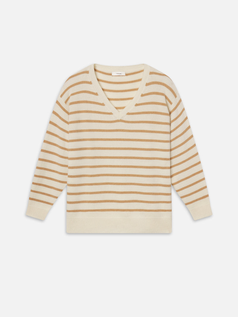 Sweater Front Packshot