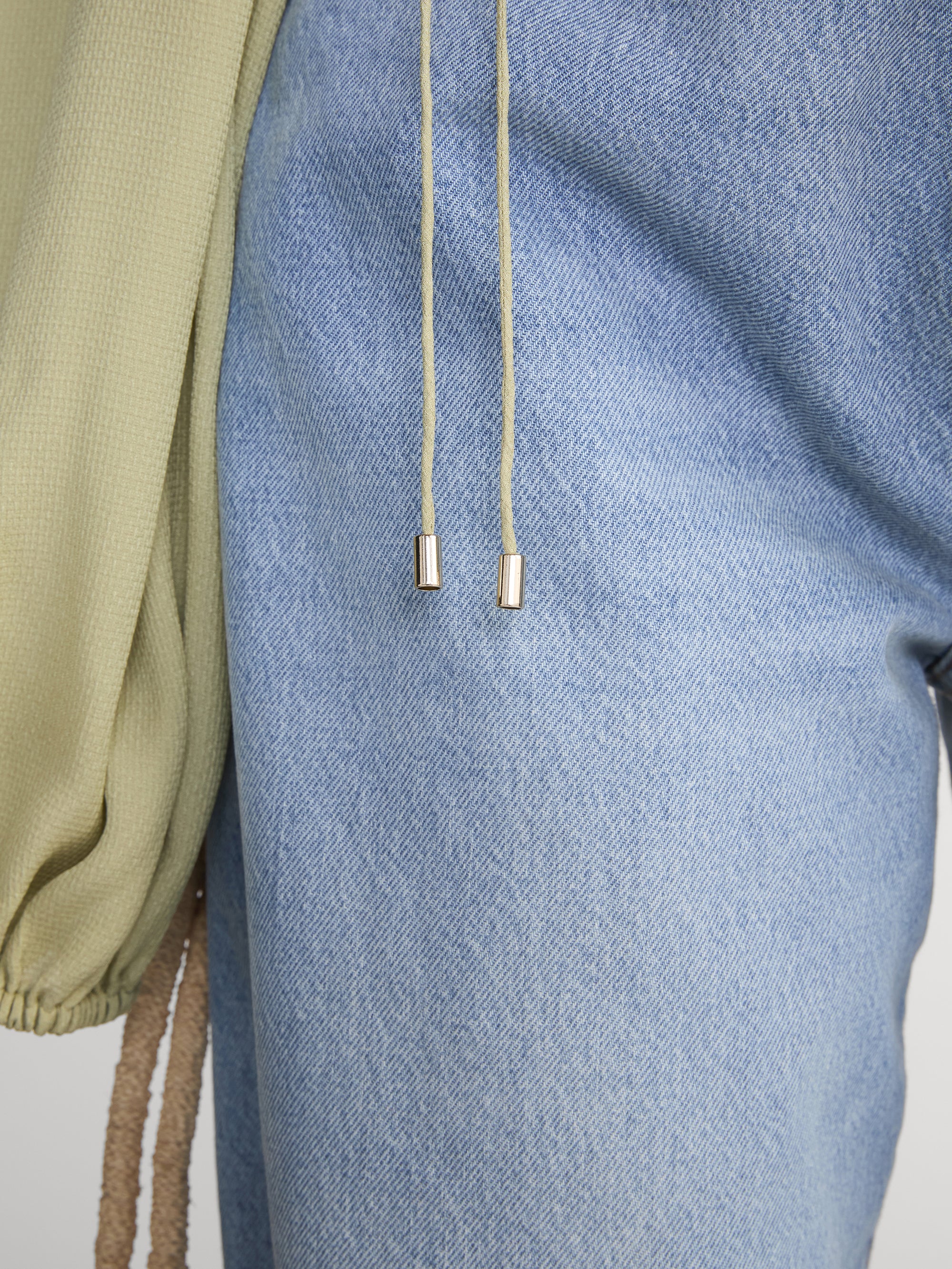 On Model Top Detail 