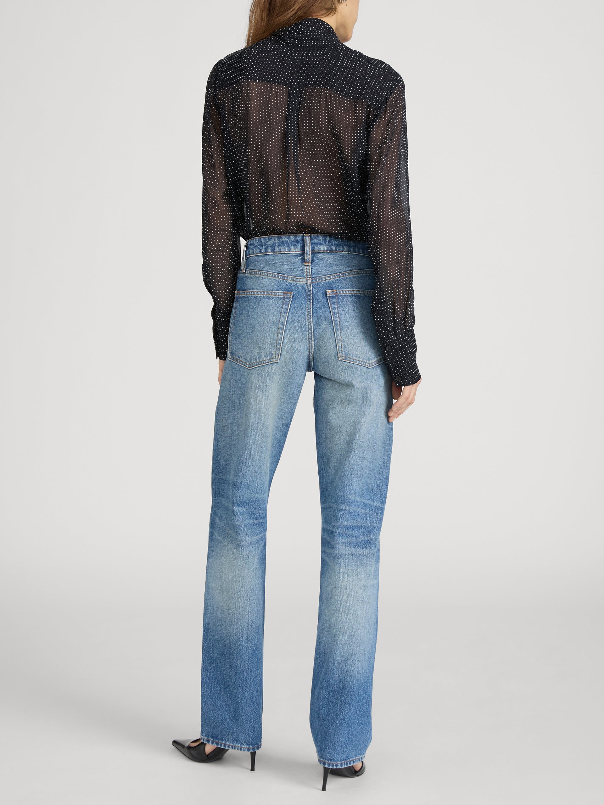 Top on model back 
