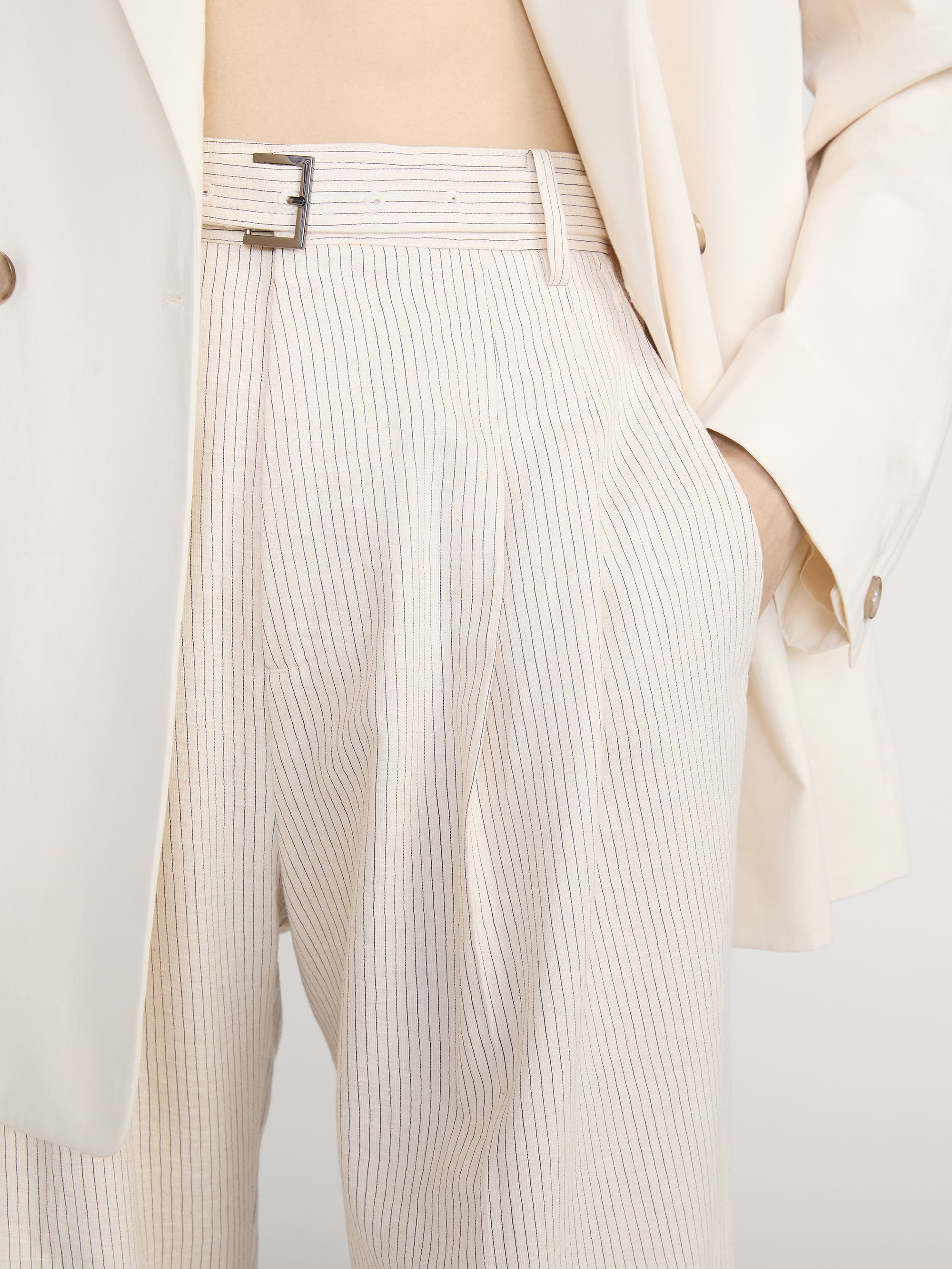 Pant On Model Detail 