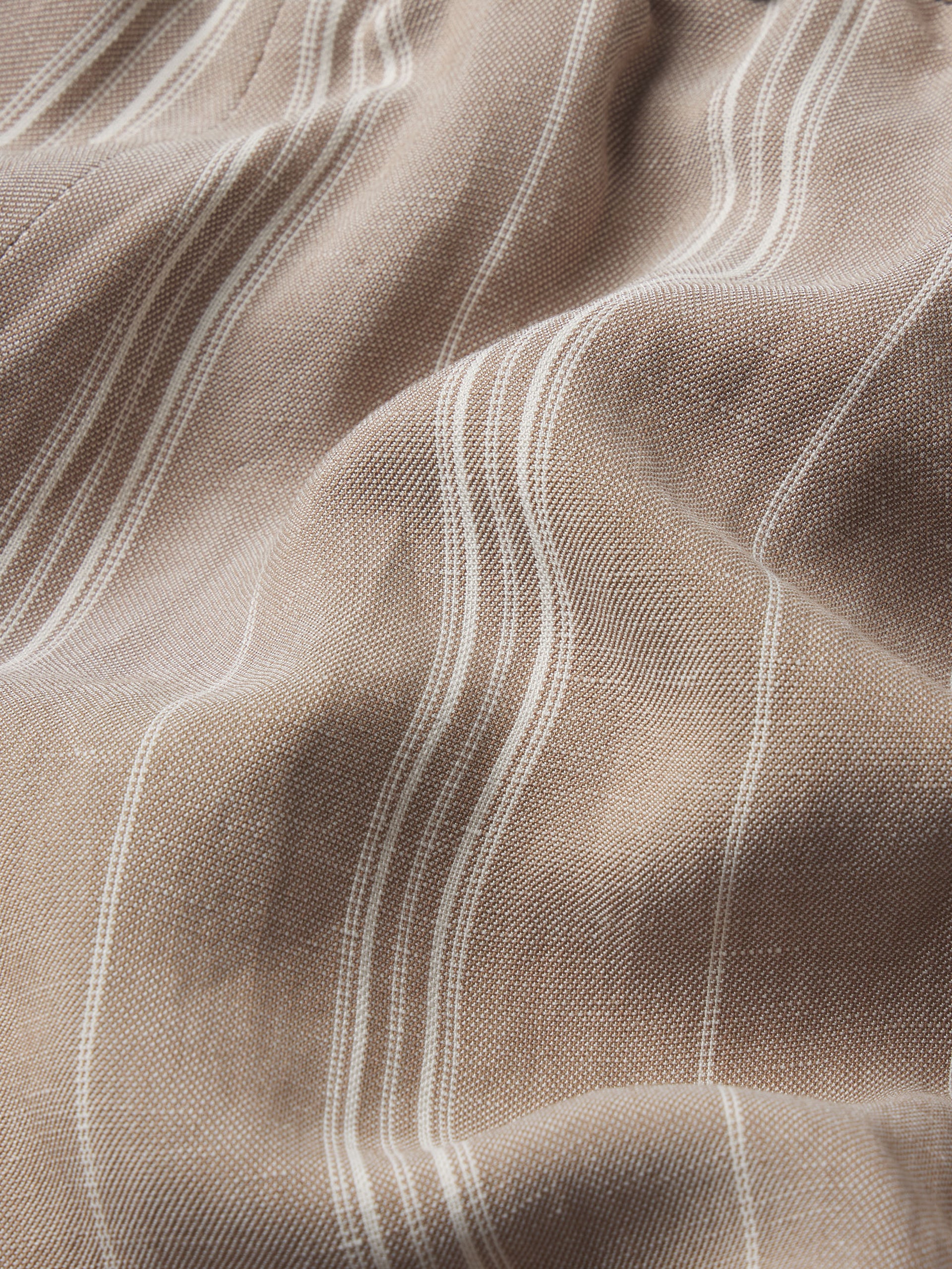 Short Fabric Detail 