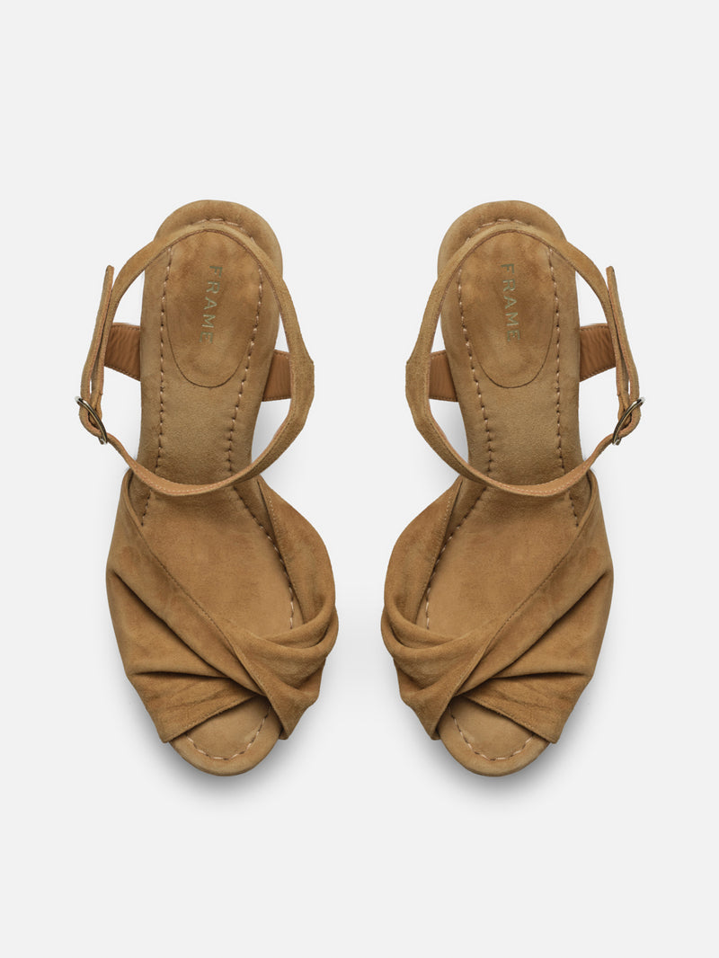 shoes top image alt:hover alt:fit1