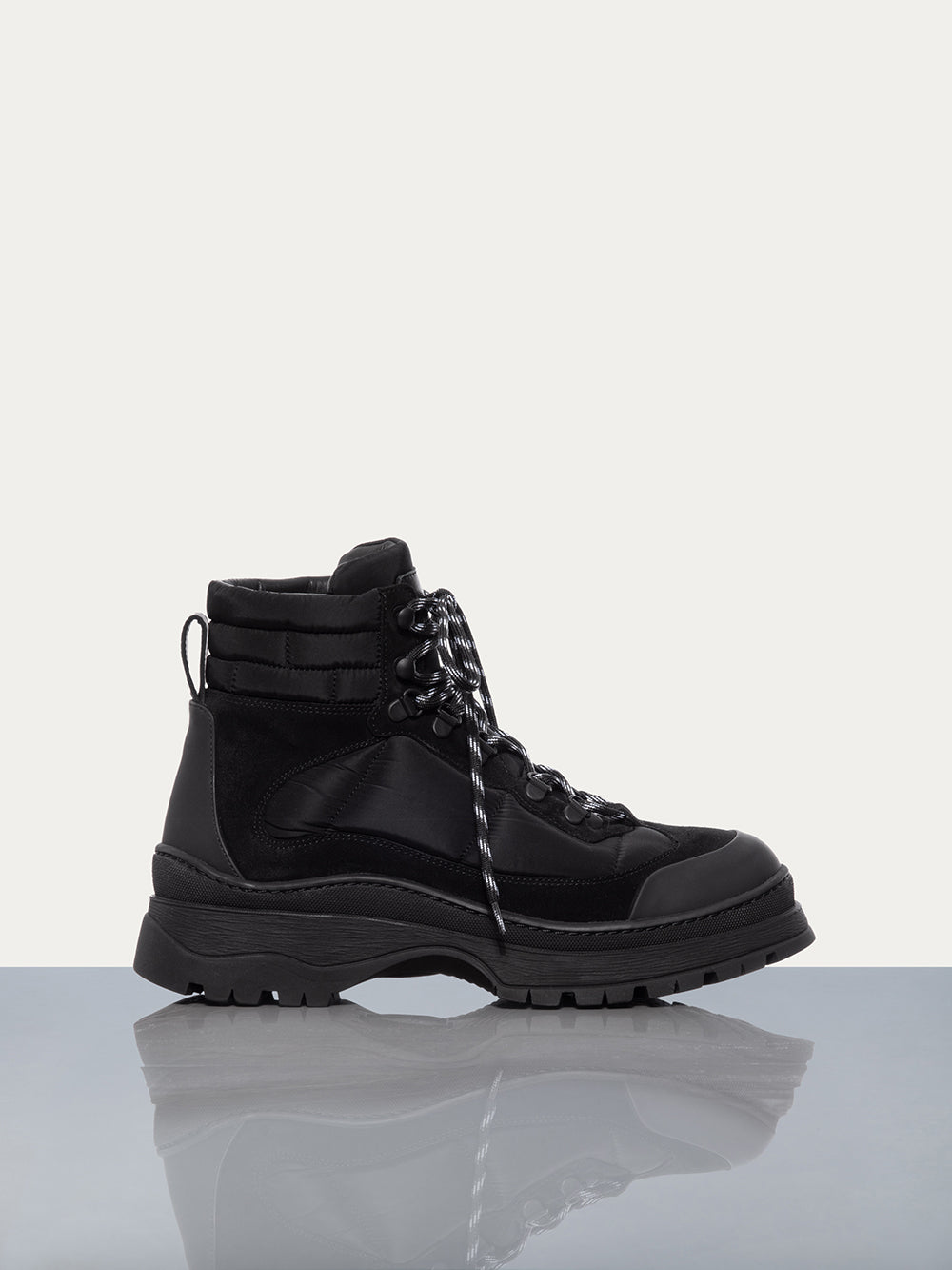 Hiking Lug Sole Boot Noir