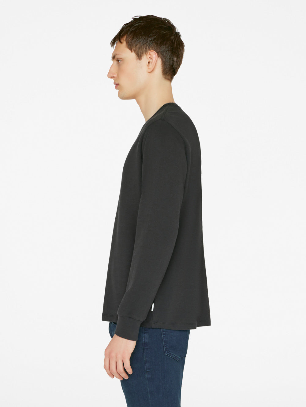 crew side view alt:fit1